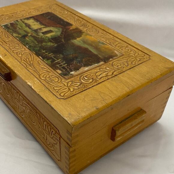 Vintage Wood Footed Jewelry Chocolate Keepsake Trinket Box Carved Mirror Hinged - Picture 3 of 13